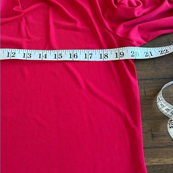 Chico’s Red Keyhole Neckline Long Sleeve Blouse Size Medium - Picture 3 of 10